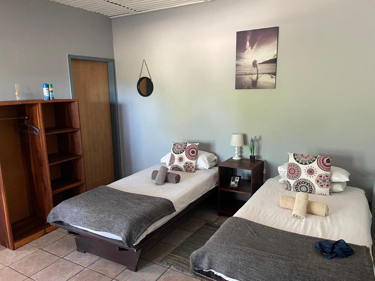 Kololo Guesthouse 카티마무릴로 외부 사진
