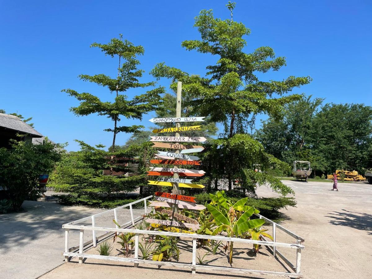 Kololo Guesthouse 카티마무릴로 외부 사진
