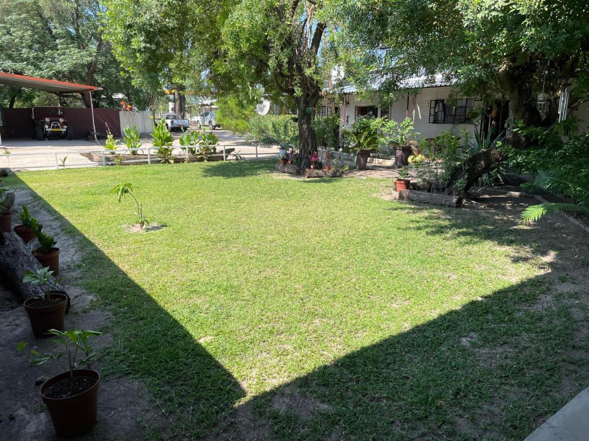 Kololo Guesthouse 카티마무릴로 외부 사진