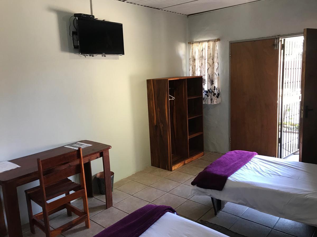 Kololo Guesthouse 카티마무릴로 외부 사진