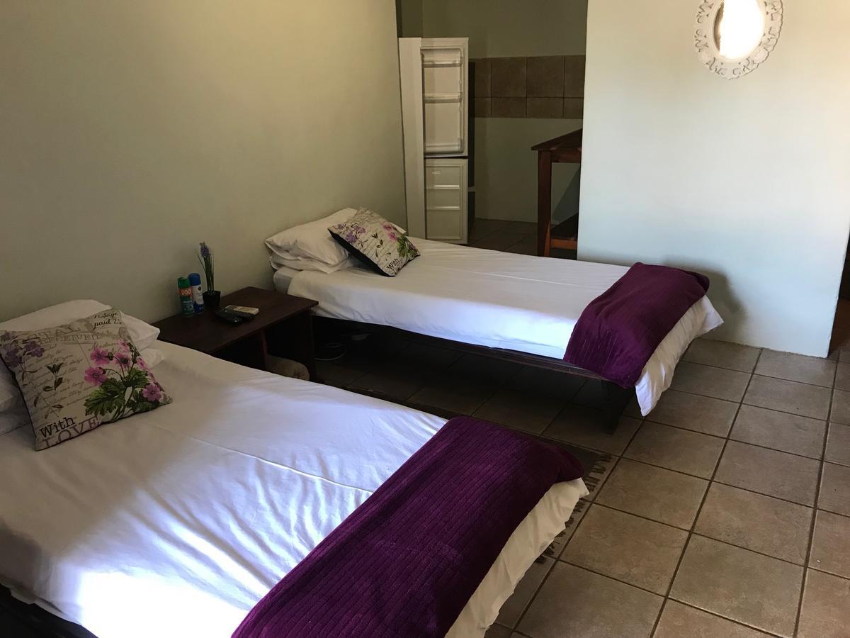 Kololo Guesthouse 카티마무릴로 외부 사진