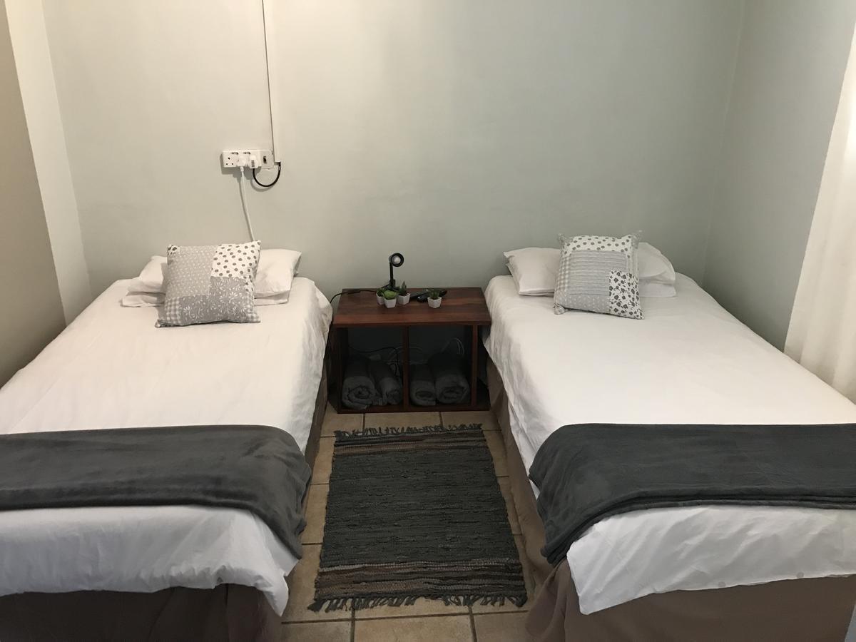 Kololo Guesthouse 카티마무릴로 외부 사진