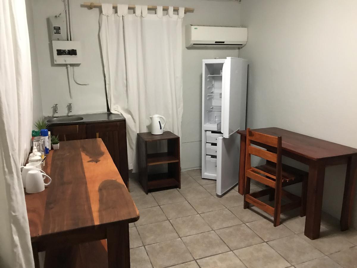 Kololo Guesthouse 카티마무릴로 외부 사진