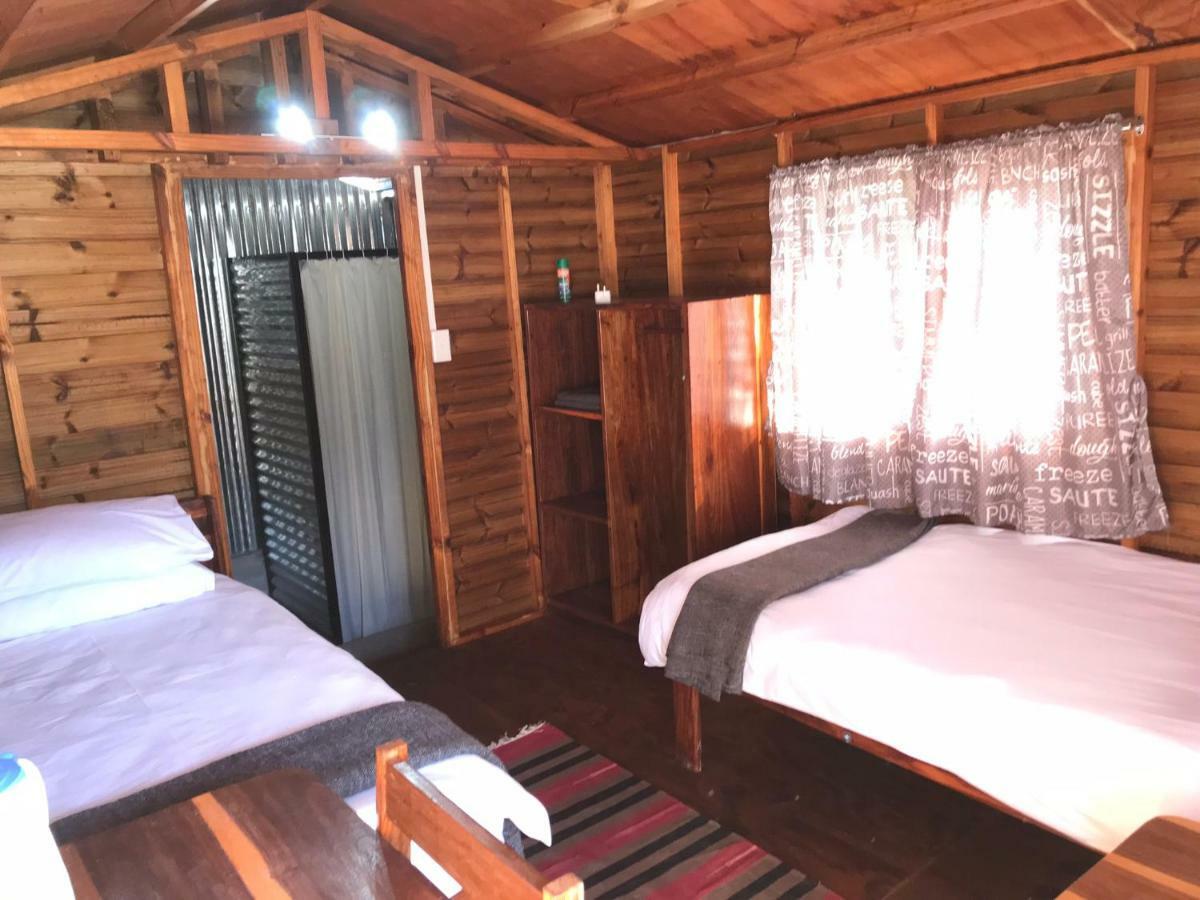 Kololo Guesthouse 카티마무릴로 외부 사진